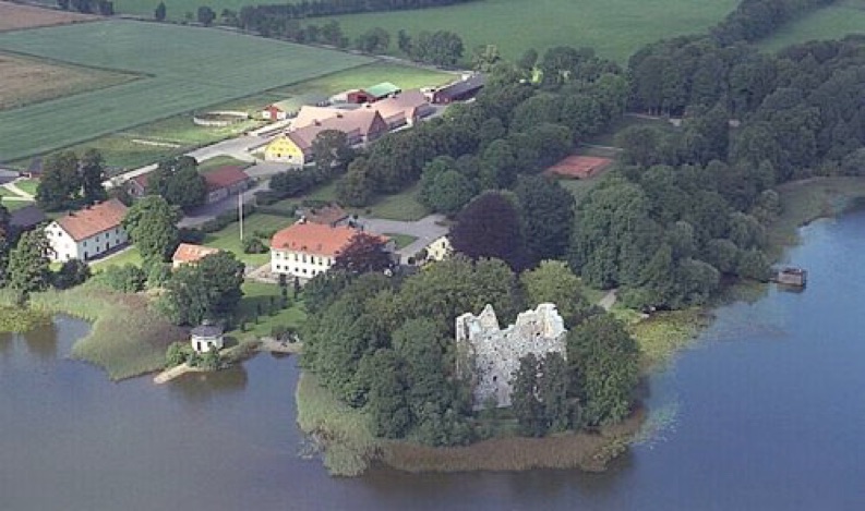 bergkvara_slott_2.jpg